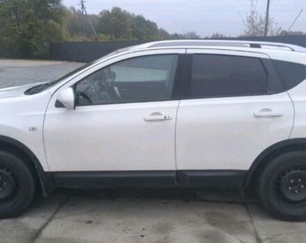 Белый Ниссан Кашкай, объемом двигателя 1.5 л и пробегом 258 тыс. км за 9999 $, фото 3 на Automoto.ua