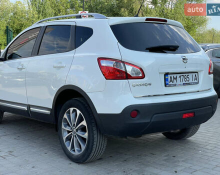 Белый Ниссан Кашкай, объемом двигателя 2 л и пробегом 120 тыс. км за 12955 $, фото 17 на Automoto.ua