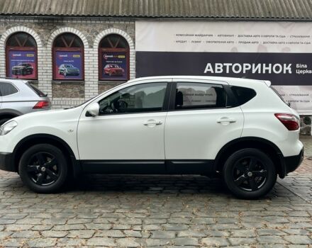 Белый Ниссан Кашкай, объемом двигателя 2 л и пробегом 214 тыс. км за 10500 $, фото 6 на Automoto.ua