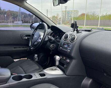 Белый Ниссан Кашкай, объемом двигателя 2 л и пробегом 129 тыс. км за 12900 $, фото 9 на Automoto.ua