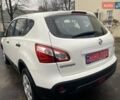 Белый Ниссан Кашкай, объемом двигателя 1.6 л и пробегом 220 тыс. км за 9800 $, фото 23 на Automoto.ua