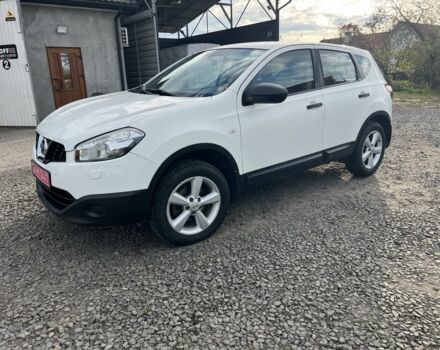 Белый Ниссан Кашкай, объемом двигателя 1.5 л и пробегом 250 тыс. км за 9500 $, фото 2 на Automoto.ua