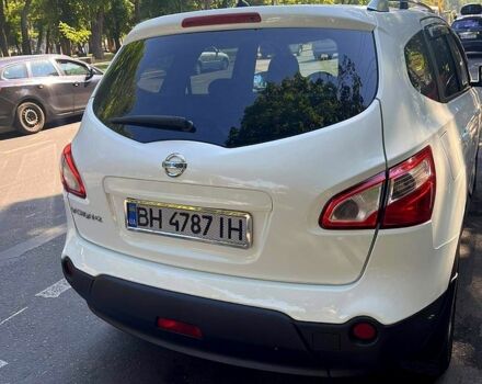 Белый Ниссан Кашкай, объемом двигателя 2 л и пробегом 120 тыс. км за 11200 $, фото 3 на Automoto.ua