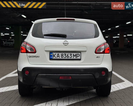 Белый Ниссан Кашкай, объемом двигателя 1.5 л и пробегом 277 тыс. км за 9300 $, фото 7 на Automoto.ua