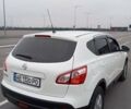 Белый Ниссан Кашкай, объемом двигателя 1.6 л и пробегом 114 тыс. км за 10700 $, фото 6 на Automoto.ua