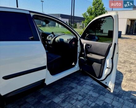 Белый Ниссан Кашкай, объемом двигателя 2 л и пробегом 162 тыс. км за 11899 $, фото 102 на Automoto.ua