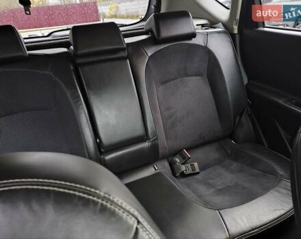 Білий Ніссан Кашкай, об'ємом двигуна 1.6 л та пробігом 210 тис. км за 11700 $, фото 38 на Automoto.ua