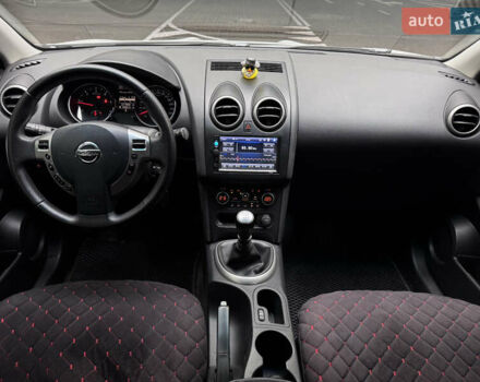 Белый Ниссан Кашкай, объемом двигателя 1.5 л и пробегом 277 тыс. км за 9300 $, фото 16 на Automoto.ua