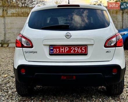 Белый Ниссан Кашкай, объемом двигателя 1.6 л и пробегом 174 тыс. км за 12999 $, фото 21 на Automoto.ua