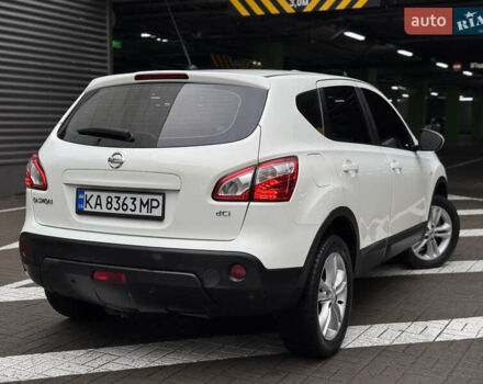 Белый Ниссан Кашкай, объемом двигателя 1.5 л и пробегом 277 тыс. км за 9300 $, фото 5 на Automoto.ua