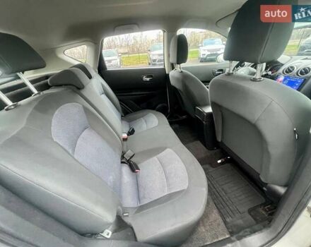 Белый Ниссан Кашкай, объемом двигателя 2 л и пробегом 134 тыс. км за 12000 $, фото 18 на Automoto.ua