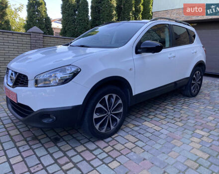 Білий Ніссан Кашкай, об'ємом двигуна 1.5 л та пробігом 219 тис. км за 11899 $, фото 1 на Automoto.ua