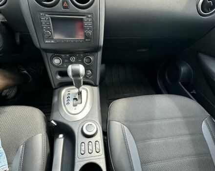 Белый Ниссан Кашкай, объемом двигателя 2 л и пробегом 153 тыс. км за 12500 $, фото 20 на Automoto.ua