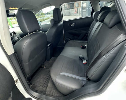 Белый Ниссан Кашкай, объемом двигателя 2 л и пробегом 153 тыс. км за 12500 $, фото 27 на Automoto.ua