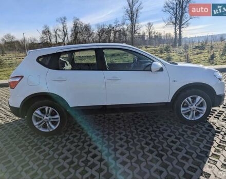 Белый Ниссан Кашкай, объемом двигателя 1.5 л и пробегом 231 тыс. км за 10800 $, фото 18 на Automoto.ua