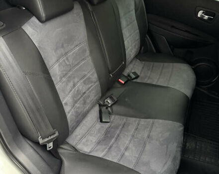 Білий Ніссан Кашкай, об'ємом двигуна 1.6 л та пробігом 175 тис. км за 11000 $, фото 22 на Automoto.ua