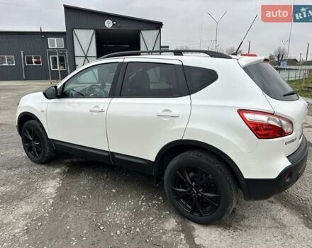 Белый Ниссан Кашкай, объемом двигателя 1.46 л и пробегом 225 тыс. км за 12350 $, фото 28 на Automoto.ua