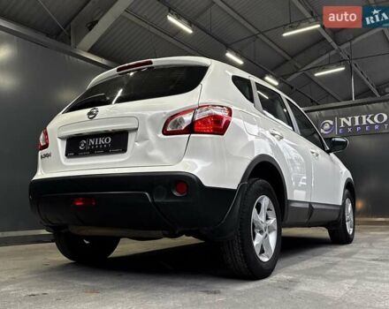 Білий Ніссан Кашкай, об'ємом двигуна 1.6 л та пробігом 141 тис. км за 10000 $, фото 13 на Automoto.ua