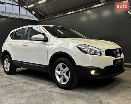 Білий Ніссан Кашкай, об'ємом двигуна 1.6 л та пробігом 141 тис. км за 10000 $, фото 18 на Automoto.ua