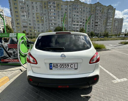 Белый Ниссан Кашкай, объемом двигателя 2 л и пробегом 153 тыс. км за 12500 $, фото 14 на Automoto.ua