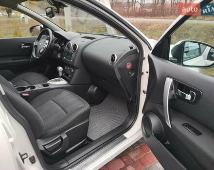 Білий Ніссан Кашкай, об'ємом двигуна 2 л та пробігом 128 тис. км за 11800 $, фото 35 на Automoto.ua