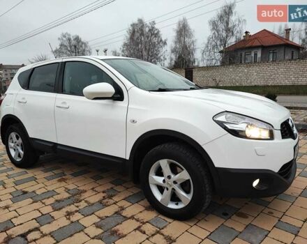 Білий Ніссан Кашкай, об'ємом двигуна 2 л та пробігом 128 тис. км за 11800 $, фото 3 на Automoto.ua