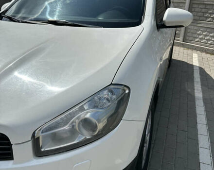 Белый Ниссан Кашкай, объемом двигателя 2 л и пробегом 153 тыс. км за 12500 $, фото 2 на Automoto.ua