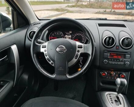 Білий Ніссан Кашкай, об'ємом двигуна 2 л та пробігом 128 тис. км за 11800 $, фото 28 на Automoto.ua