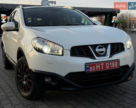 Белый Ниссан Кашкай, объемом двигателя 1.5 л и пробегом 220 тыс. км за 13500 $, фото 5 на Automoto.ua
