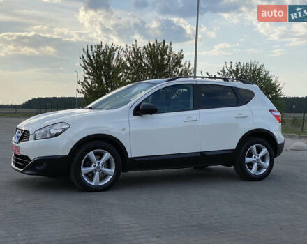 Белый Ниссан Кашкай, объемом двигателя 2 л и пробегом 207 тыс. км за 13500 $, фото 19 на Automoto.ua