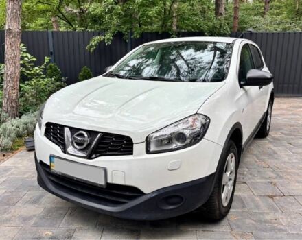 Белый Ниссан Кашкай, объемом двигателя 0 л и пробегом 134 тыс. км за 275 $, фото 2 на Automoto.ua
