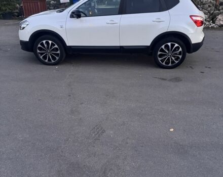 Белый Ниссан Кашкай, объемом двигателя 1.5 л и пробегом 199 тыс. км за 4149 $, фото 7 на Automoto.ua