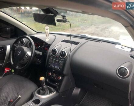 Білий Ніссан Кашкай, об'ємом двигуна 1.6 л та пробігом 265 тис. км за 10200 $, фото 5 на Automoto.ua