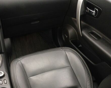 Белый Ниссан Кашкай, объемом двигателя 1.6 л и пробегом 214 тыс. км за 11800 $, фото 16 на Automoto.ua