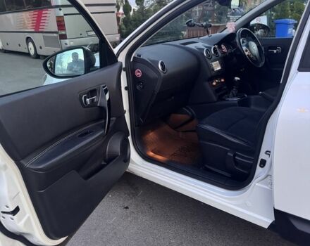 Белый Ниссан Кашкай, объемом двигателя 1.5 л и пробегом 199 тыс. км за 4149 $, фото 8 на Automoto.ua