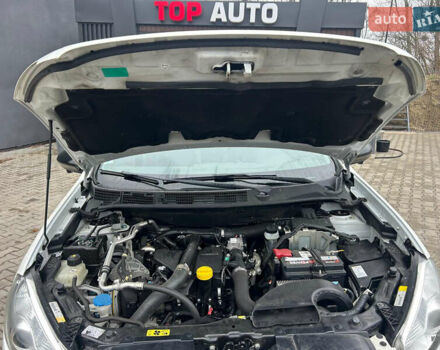 Білий Ніссан Кашкай, об'ємом двигуна 1.5 л та пробігом 219 тис. км за 11799 $, фото 1 на Automoto.ua