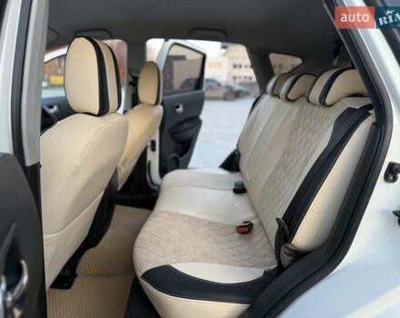 Білий Ніссан Кашкай, об'ємом двигуна 1.46 л та пробігом 228 тис. км за 8999 $, фото 22 на Automoto.ua