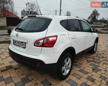 Білий Ніссан Кашкай, об'ємом двигуна 2 л та пробігом 128 тис. км за 11800 $, фото 12 на Automoto.ua