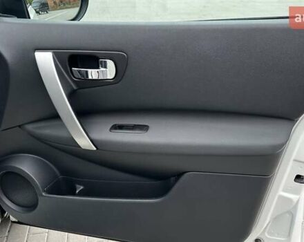 Белый Ниссан Кашкай, объемом двигателя 1.5 л и пробегом 229 тыс. км за 10850 $, фото 59 на Automoto.ua