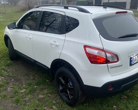 Белый Ниссан Кашкай, объемом двигателя 2 л и пробегом 220 тыс. км за 11000 $, фото 23 на Automoto.ua