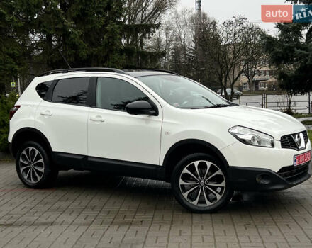 Белый Ниссан Кашкай, объемом двигателя 1.6 л и пробегом 182 тыс. км за 11399 $, фото 3 на Automoto.ua
