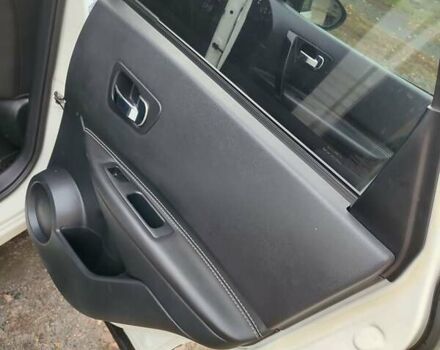 Белый Ниссан Кашкай, объемом двигателя 1.6 л и пробегом 200 тыс. км за 11300 $, фото 16 на Automoto.ua