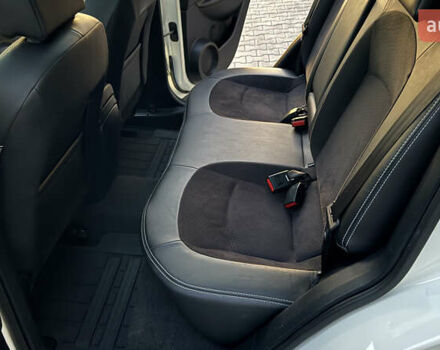 Белый Ниссан Кашкай, объемом двигателя 1.6 л и пробегом 231 тыс. км за 12399 $, фото 21 на Automoto.ua