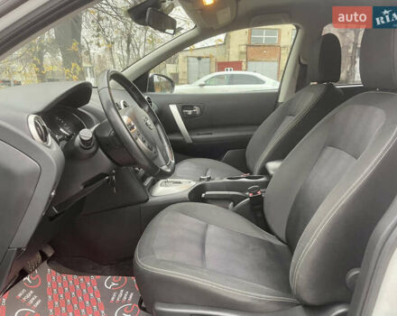 Білий Ніссан Кашкай, об'ємом двигуна 2 л та пробігом 118 тис. км за 11500 $, фото 17 на Automoto.ua