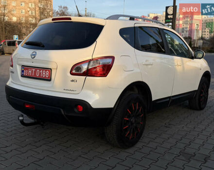 Белый Ниссан Кашкай, объемом двигателя 1.5 л и пробегом 220 тыс. км за 13500 $, фото 9 на Automoto.ua