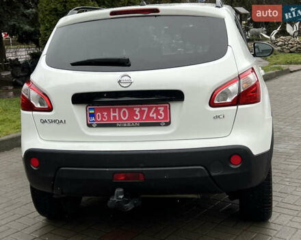 Белый Ниссан Кашкай, объемом двигателя 1.6 л и пробегом 182 тыс. км за 11399 $, фото 14 на Automoto.ua