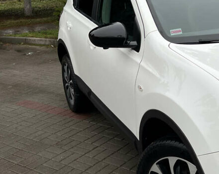 Белый Ниссан Кашкай, объемом двигателя 1.6 л и пробегом 182 тыс. км за 11399 $, фото 7 на Automoto.ua