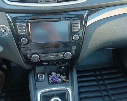 Белый Ниссан Кашкай, объемом двигателя 1.46 л и пробегом 211 тыс. км за 14300 $, фото 7 на Automoto.ua