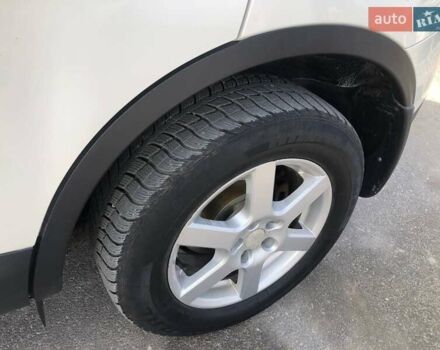 Белый Ниссан Кашкай, объемом двигателя 2 л и пробегом 265 тыс. км за 12500 $, фото 4 на Automoto.ua