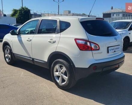 Білий Ніссан Кашкай, об'ємом двигуна 1.6 л та пробігом 295 тис. км за 10500 $, фото 13 на Automoto.ua